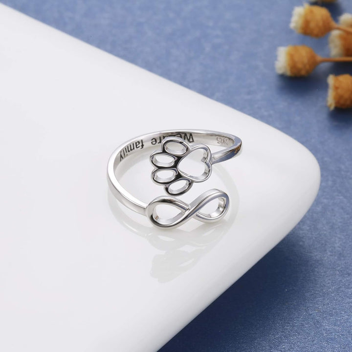 Anillo Artesanal de Patita y Corazón – Ajustable en Plata de Ley 925