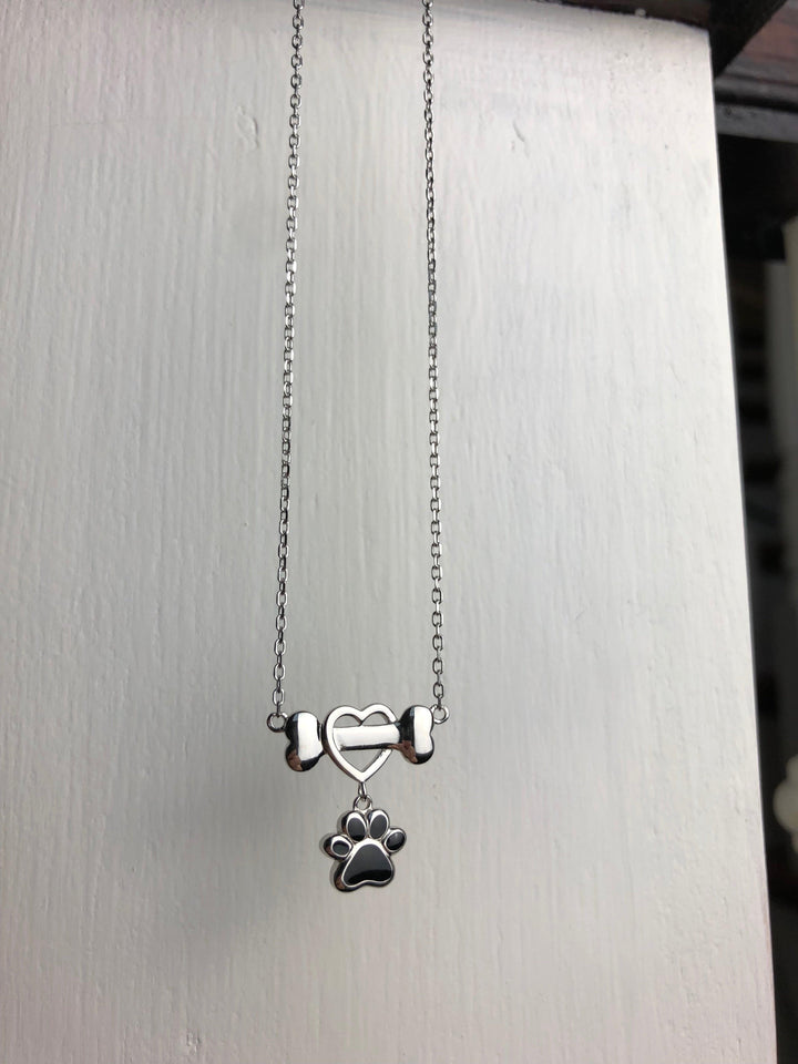 Collar de Patita de Perro Delicado en Acero Inoxidable