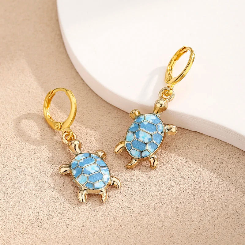 Pendientes Huggie de Tortuga Marina con Encanto Oceánico