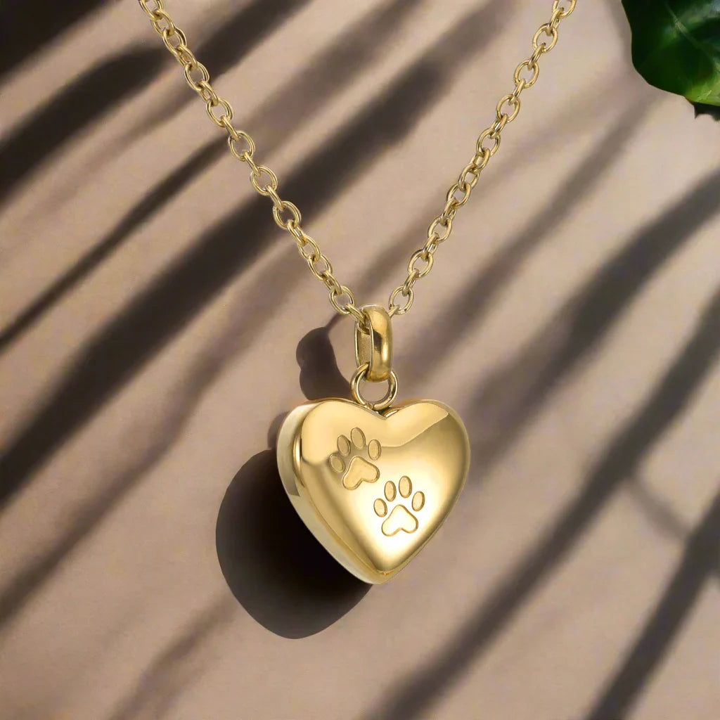 Collar con Urna Memorial para Mascotas – Colgante en Forma de Corazón con Grabado de Huella