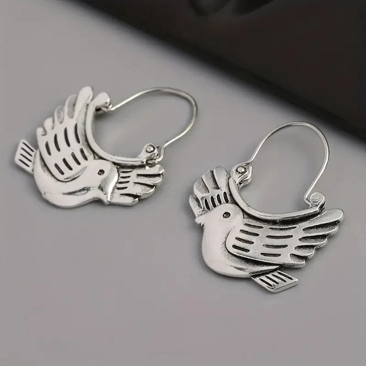 Pendientes Colgantes Inspirados en Aves Bohemias – Tonalidad Plateada