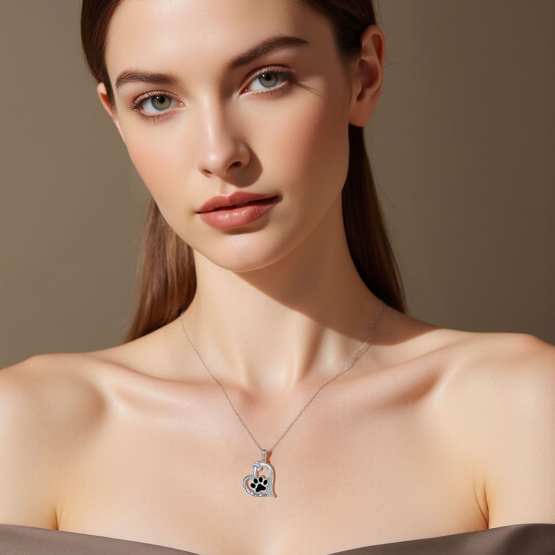 Collar con Colgante en Forma de Corazón con Huella de Perro y Zirconia