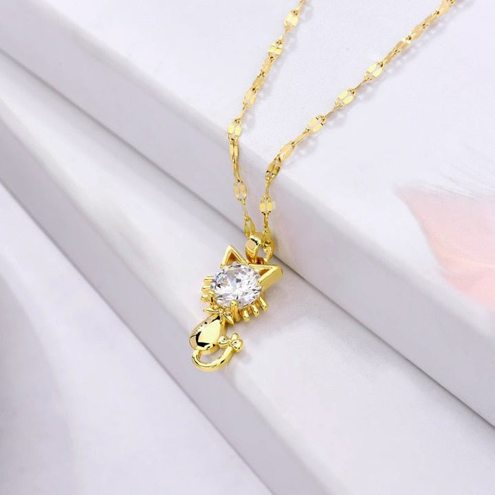 Collar de gato chapado en oro con zirconio