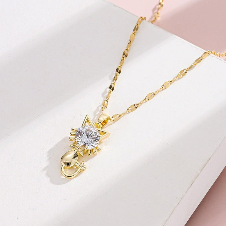 Collar de gato chapado en oro con zirconio